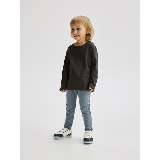 Reserved - Bawełniane legginsy - niebieski - id: 178FI-55X - marki Reserved - 186232119 Reserved - Bawełniane legginsy - niebieski ze sklepu Reserved w kategorii Spodnie chłopięce - zdjęcie 186232119