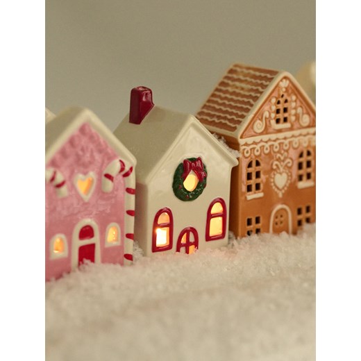 Sinsay - Świecznik z motywem zimowym w kształcie domku - biały Sinsay One Size Sinsay