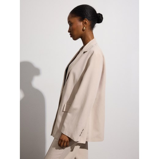 Reserved - Marynarka oversize z wiskozą i bawełną - beżowy ze sklepu Reserved w kategorii Marynarki damskie - zdjęcie 186254165
