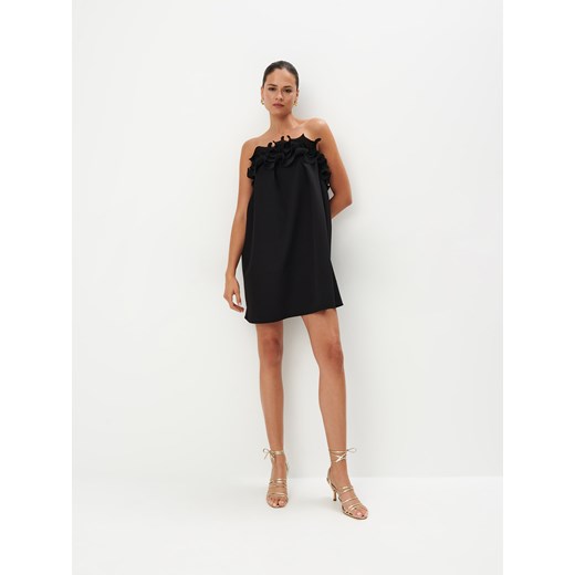 Mohito - Sukienka mini z ozdobnym dekoltem - czarny ze sklepu Mohito w kategorii Sukienki - zdjęcie 186256506