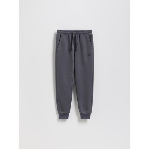 Reserved - Joggery z bawełną - ciemnoszary ze sklepu Reserved w kategorii Spodnie chłopięce - zdjęcie 186256697