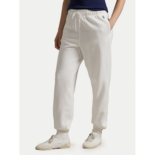 Polo Ralph Lauren Spodnie dresowe Prl Flc Pnt 211943009001 Biały Regular Fit ze sklepu MODIVO w kategorii Spodnie damskie - zdjęcie 186267509