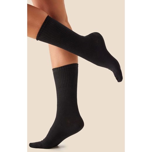 Wysokie skarpetki damskie sportowe czarne SW066, Kolor czarny, Rozmiar 39-42, Gabriella ze sklepu Intymna w kategorii Skarpetki damskie - zdjęcie 186270445