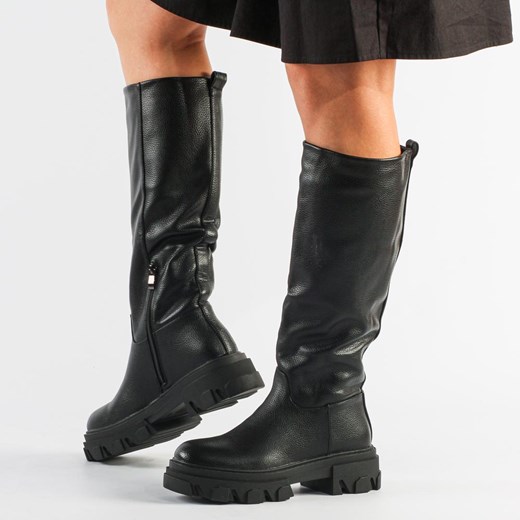 Czarne zimowe kozaki damskie DiA 12y-1 Traper ze sklepu suzana.pl w kategorii Kozaki damskie - zdjęcie 186273757