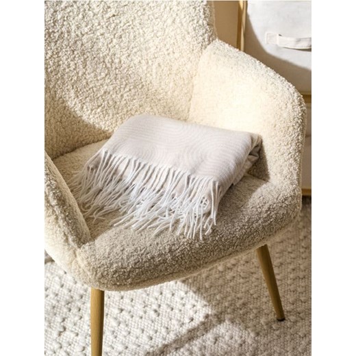 Sinsay - Miękki koc z frędzlami - beżowy ze sklepu Sinsay w kategorii Koce i pledy - zdjęcie 186277545