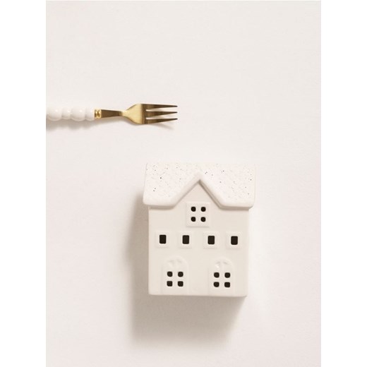 Sinsay - Świecznik z motywem zimowym w kształcie domku - biały ze sklepu Sinsay w kategorii Świeczniki - zdjęcie 186277688