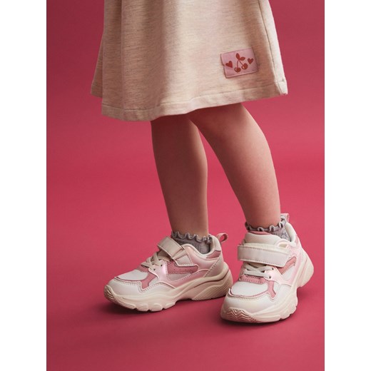 Reserved - Sneakersy z zapięciem na rzep - beżowy ze sklepu Reserved w kategorii Buty sportowe dziecięce - zdjęcie 186282186
