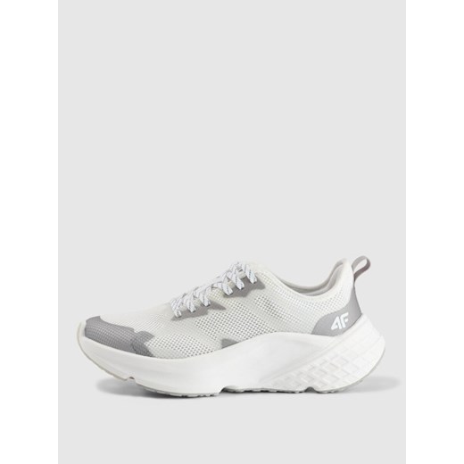 Damskie buty do biegania 4F Freemove Mesh 4FRSS25FSPOF175 - białe ze sklepu Sportstylestory.com w kategorii Buty sportowe damskie - zdjęcie 186288449