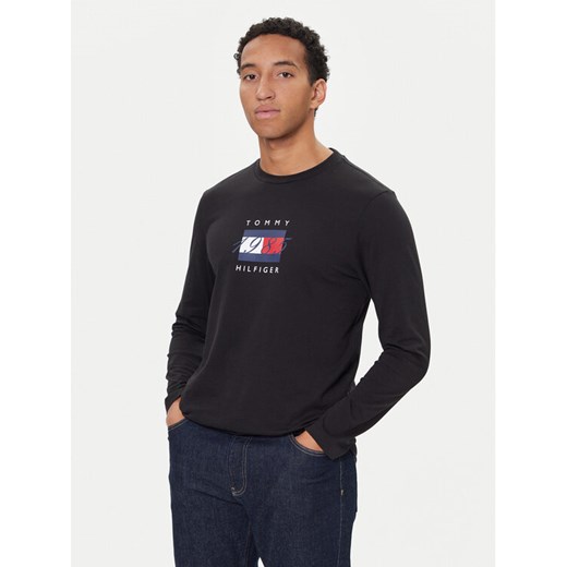 Tommy Hilfiger Longsleeve Linear Flag MW0MW41497 Czarny Regular Fit ze sklepu MODIVO w kategorii T-shirty męskie - zdjęcie 186323398