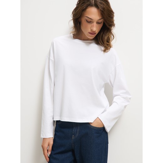 Mohito - Longsleeve basic - biały ze sklepu Mohito w kategorii Bluzki damskie - zdjęcie 186332509
