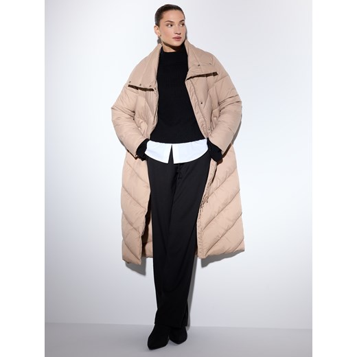 Mohito - Długi pikowany beżowy płaszcz - beżowy Mohito 32 Mohito