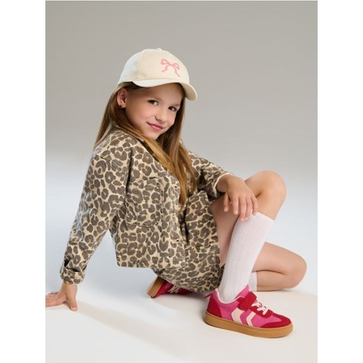 Sinsay - Sneakersy z imitacji zamszu - różowy Sinsay 30 wyprzedaż Sinsay