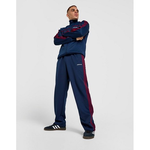 ADIDAS SPODNIE FIRST TP ze sklepu JD Sports  w kategorii Spodnie męskie - zdjęcie 186349979