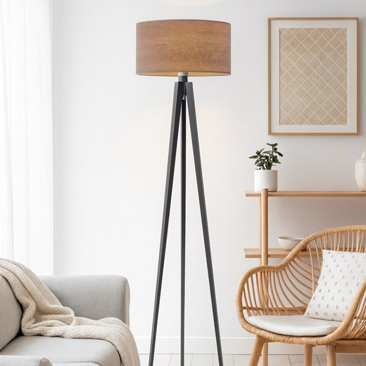 Designerska lampa podłogowa na trzech nogach z drewna MIAMI ECO - id: 5942 - marki Ciekot Partners Sp. Z O. O. - 186350116 Designerska lampa podłogowa na trzech nogach z drewna MIAMI ECO ze sklepu Lysne w kategorii Lampy podłogowe - zdjęcie 186350116