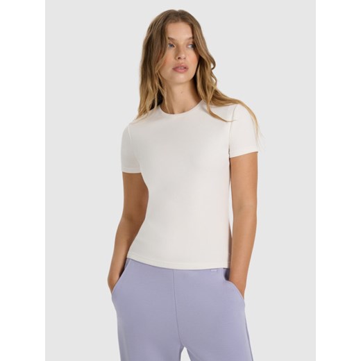 Damski t-shirt basic 4F 4FWAW25TTSHF2712 - biały ze sklepu Sportstylestory.com w kategorii Bluzki damskie - zdjęcie 186350639