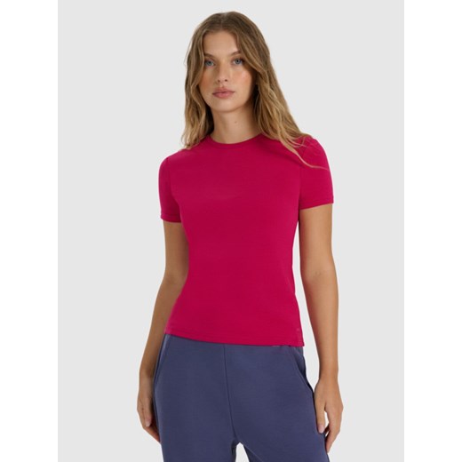 Damski t-shirt basic 4F 4FWAW25TTSHF2712 - czerwony ze sklepu Sportstylestory.com w kategorii Bluzki damskie - zdjęcie 186350657