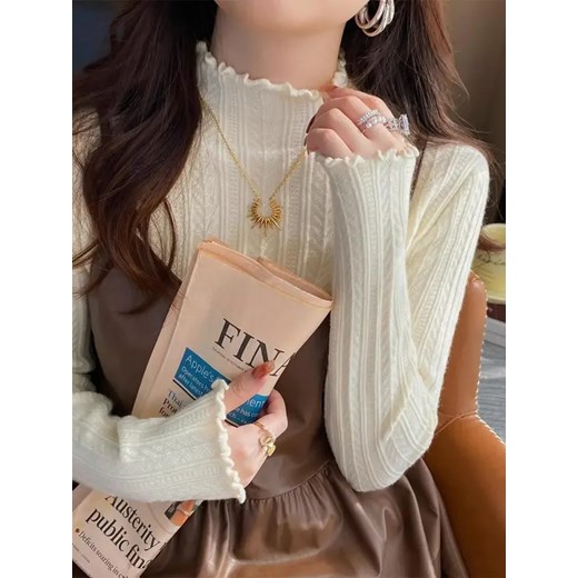 Pleciony sweter z półgolfem - Beżowy Uniwersalny ze sklepu Intimica.pl w kategorii Swetry damskie - zdjęcie 186364349