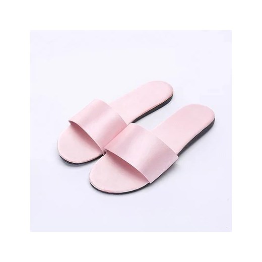 Satynowe kapcie - Różowy 36 ze sklepu Intimica.pl w kategorii Kapcie damskie - zdjęcie 186366108