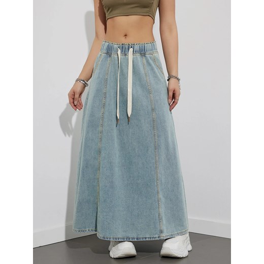 Spódnica z ciemnego denimu z paskami - Jasnoniebieski S ze sklepu Intimica.pl w kategorii Spódnice - zdjęcie 186367879