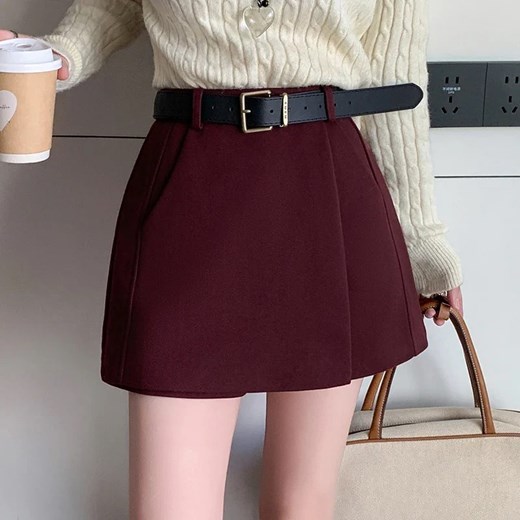 Zimowa spódnica mini - Bordowy S ze sklepu Intimica.pl w kategorii Spódnice - zdjęcie 186371245