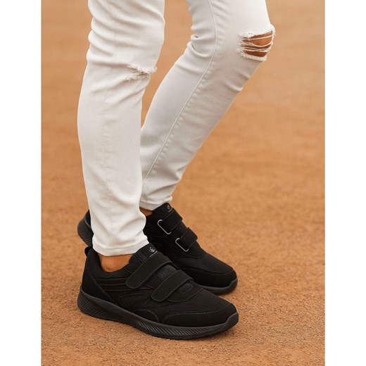 Czarne lekkie buty sportowe na rzepy /C1-3 18155 T289/ ze sklepu Pantofelek24.pl w kategorii Buty sportowe męskie - zdjęcie 186383899