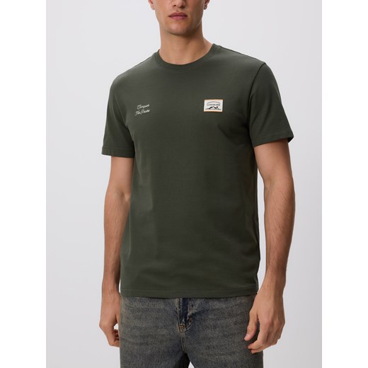 Reserved - T-shirt regular z haftem - jasny zielony - id: 496EX-97X - marki Reserved - 186388137 Reserved - T-shirt regular z haftem - jasny zielony ze sklepu Reserved w kategorii T-shirty męskie - zdjęcie 186388137