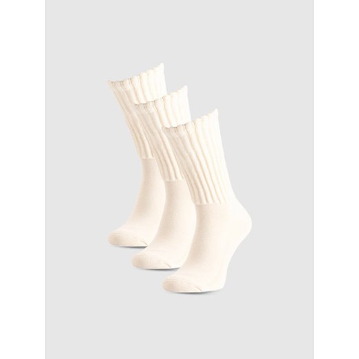 Damskie skarpetki za kostkę (3-pack) 4F 4FWAW25USOCF430 - białe ze sklepu Sportstylestory.com w kategorii Skarpetki damskie - zdjęcie 186395859
