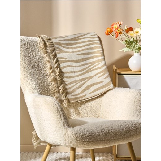 Sinsay - Koc wykończony frędzlami z motywem zwierzęcym - brązowy ze sklepu Sinsay w kategorii Koce i pledy - zdjęcie 186398827