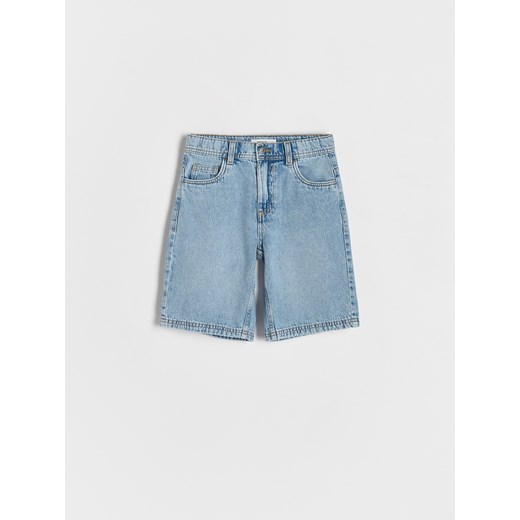 Reserved - Jeansowe szorty - niebieski ze sklepu Reserved w kategorii Spodenki chłopięce - zdjęcie 186400299