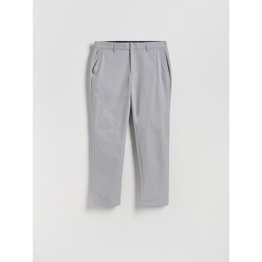 Reserved - Spodnie chino slim fit - jasnoszary ze sklepu Reserved w kategorii Spodnie męskie - zdjęcie 186402466