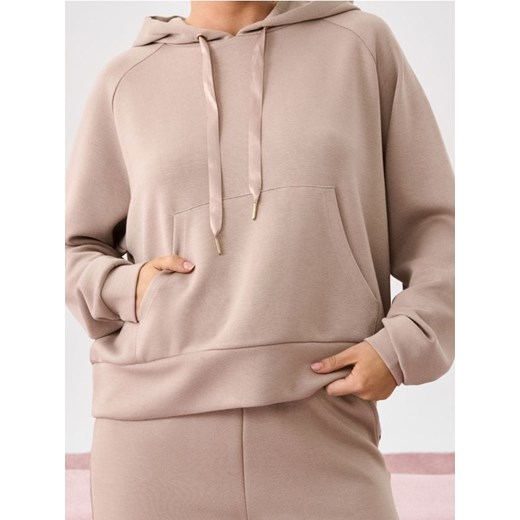 Sinsay - Bluza hoodie soft touch - kremowy ze sklepu Sinsay w kategorii Bluzy damskie - zdjęcie 186403228