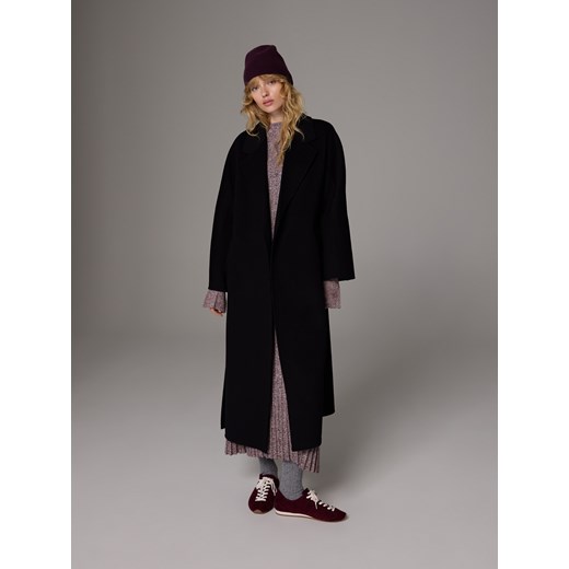 Reserved - Wełniana czapka z dodatkiem kaszmiru - mahoniowy ze sklepu Reserved w kategorii Czapki zimowe damskie - zdjęcie 186405269