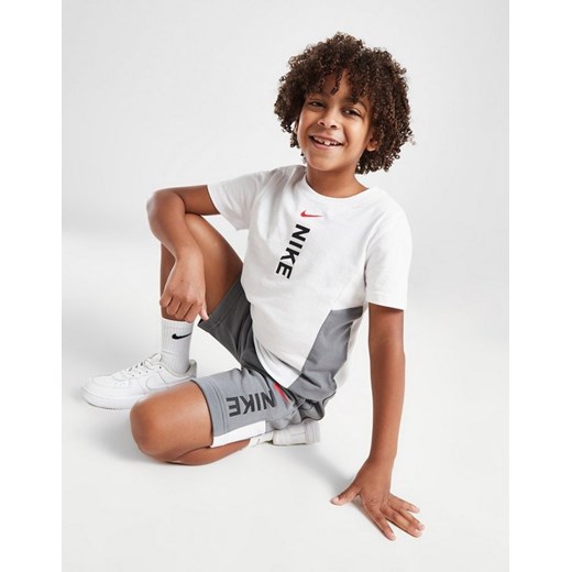 NIKE KOMPLET HYB T/SHT WHT/GRY ze sklepu JD Sports  w kategorii Komplety chłopięce - zdjęcie 186408646