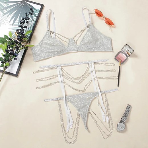 Komplet bielizny z błyszczącego materiału - Szary S ze sklepu Intimica.pl w kategorii Komplety bielizny damskiej - zdjęcie 186418897