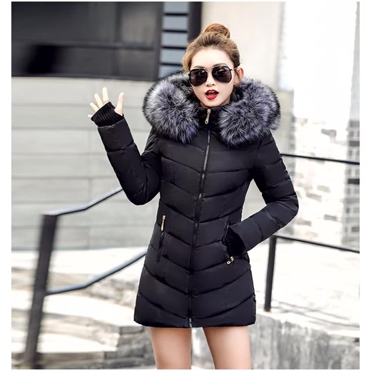 Zimowa kurtka damska z futerkiem - Czarny S ze sklepu Intimica.pl w kategorii Kurtki damskie - zdjęcie 186425745