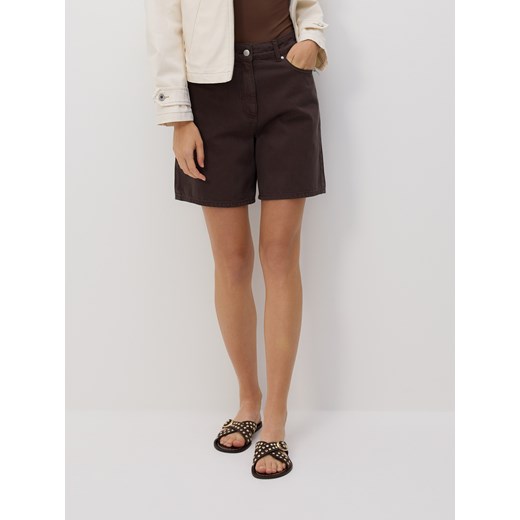 Reserved - Jeansowe bermudy - brązowy ze sklepu Reserved w kategorii Szorty - zdjęcie 186430526