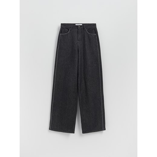 Reserved - Jeansy wide leg z aplikacjami - szary ze sklepu Reserved w kategorii Jeansy damskie - zdjęcie 186430557