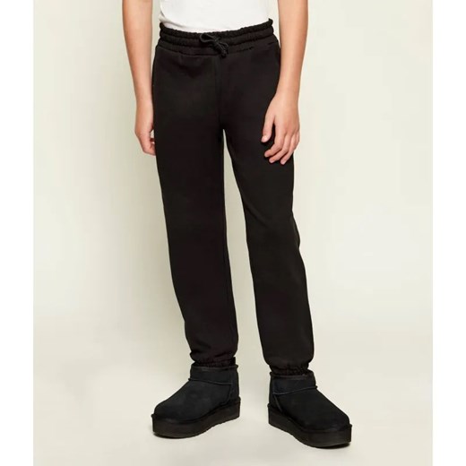 Guess Spodnie dresowe | Regular Fit ze sklepu Gomez Fashion Store w kategorii Spodnie chłopięce - zdjęcie 186433575