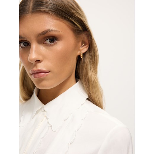 Mohito - Kremowa koszula z modalem - kremowy Mohito 38 Mohito