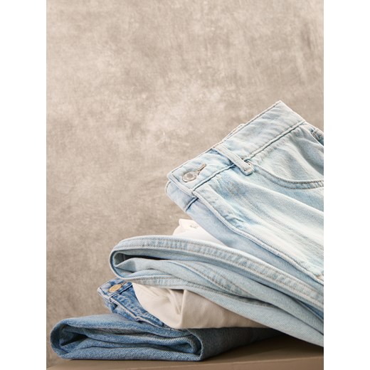 Reserved - Jeansy barrel leg - niebieski ze sklepu Reserved w kategorii Jeansy damskie - zdjęcie 186435547