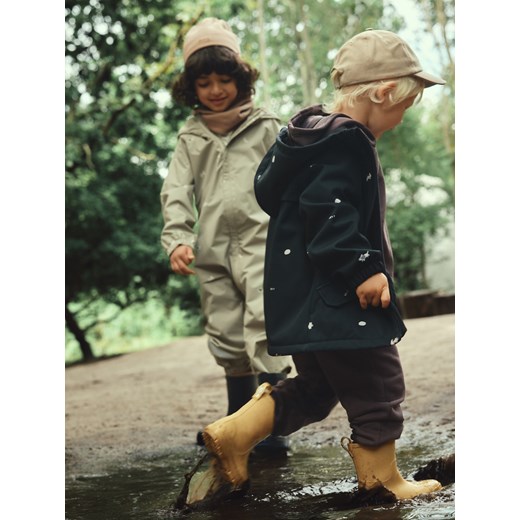 Reserved - Wodoodporna kurtka z kapturem - ciemnoszary ze sklepu Reserved w kategorii Kurtki chłopięce - zdjęcie 186436389