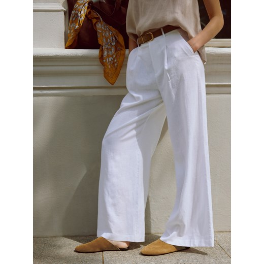 Reserved - Zamszowe mule - brązowy ze sklepu Reserved w kategorii Klapki damskie - zdjęcie 186443058