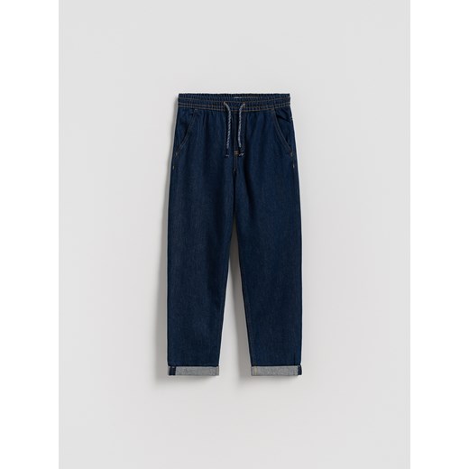 Reserved - Jeansy Carrot - granatowy ze sklepu Reserved w kategorii Spodnie chłopięce - zdjęcie 186445199