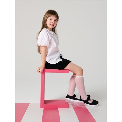 Sinsay - Podkolanówki 2 pack - biały - id: 686FF-00X - marki Sinsay - 186447339 Sinsay - Podkolanówki 2 pack - biały ze sklepu Sinsay w kategorii Podkoszulki dziecięce - zdjęcie 186447339