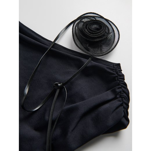 Reserved - Top z ozdobną różą - czarny Reserved S Reserved