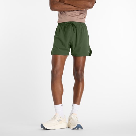 Spodenki męskie New Balance MS41286DAE – zielone ze sklepu New Balance Poland w kategorii Spodenki męskie - zdjęcie 186461627