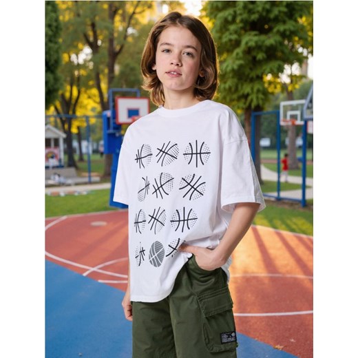 Sinsay - Szorty tkaninowe cargo - zielony ze sklepu Sinsay w kategorii Spodenki chłopięce - zdjęcie 186464256