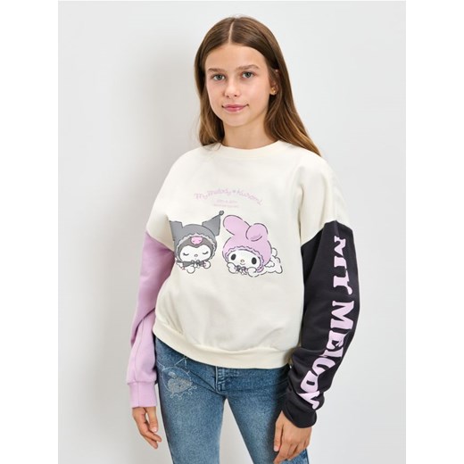 Sinsay - Bluza crewneck Hello Kitty - kremowy - id: 957ET-01X - marki Sinsay - 186464257 Sinsay - Bluza crewneck Hello Kitty - kremowy ze sklepu Sinsay w kategorii Bluzy dziewczęce - zdjęcie 186464257