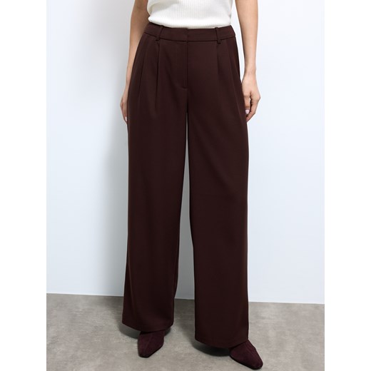 Mohito - Czekoladowe spodnie wide leg - ciemnobrązowy Mohito 34 Mohito
