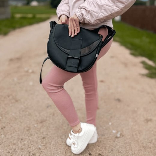 czarna torebka damska listonoszka skórzana na ramię Freshman Mini ze sklepu Słoń Torbalski w kategorii Listonoszki - zdjęcie 186479309